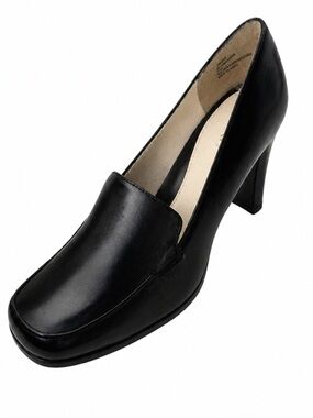 Rialto Black Leather Loafers – Women’s 7.5M – Minimalist Slip-On Heels